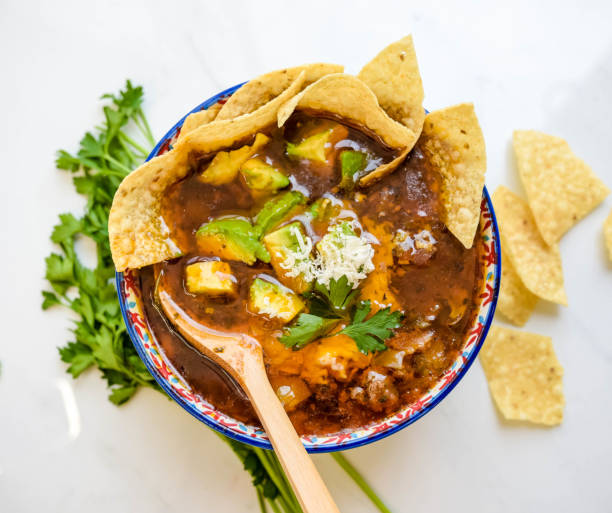 Sopa de Tortilla comida