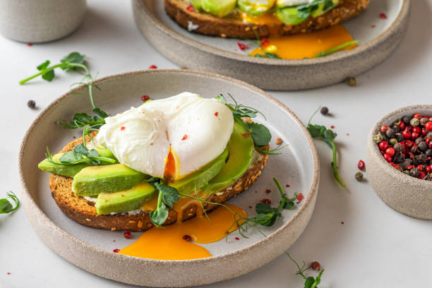 Tostadas de aguacate