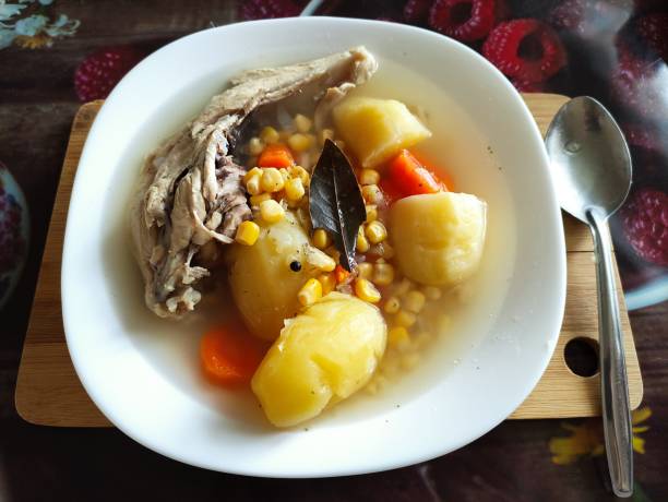 sopa de pollo